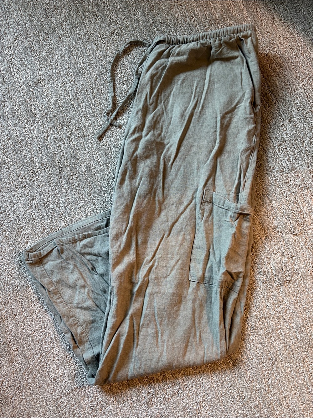 Divided Olive Green Straight-Leg Cargo Pants
